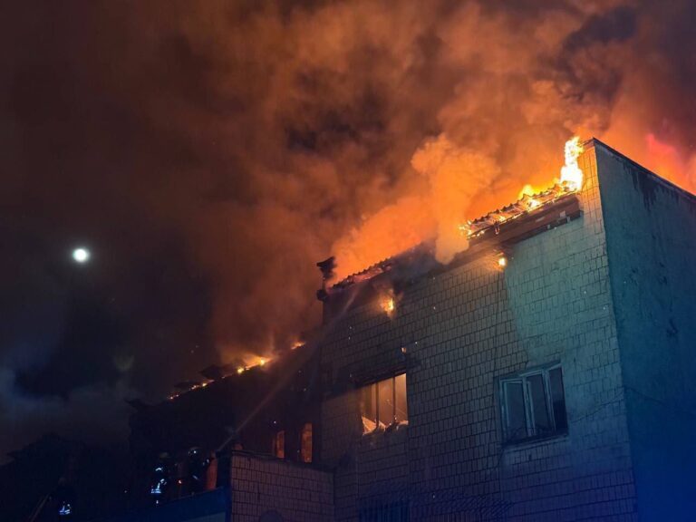 Атака дронами на Одесу: пошкоджено лікарню, житлові будинки та інфраструктуру, є постраждалі